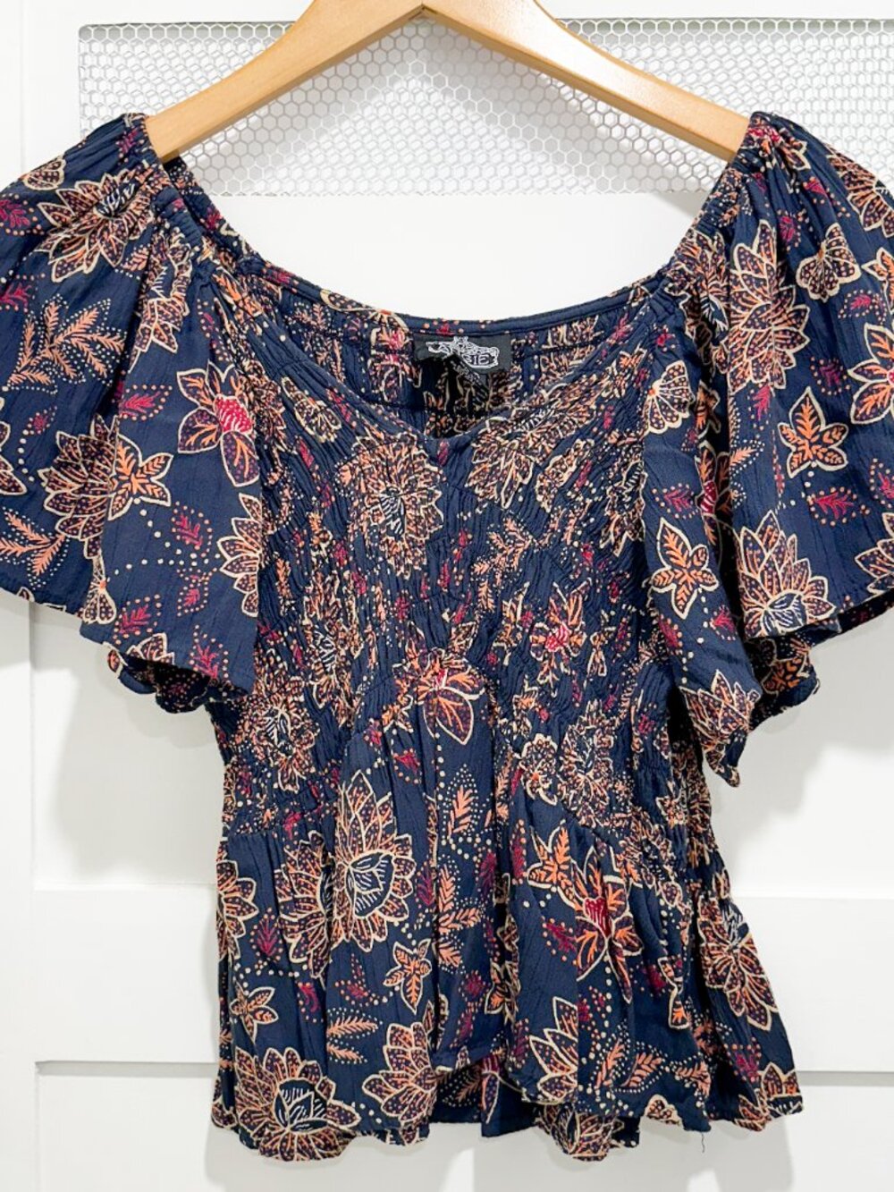 Angie Flutter Sleeve Top Smocked Crop Floral Boho Hippie Festival - Picture 2 of 5